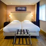 فندق Fletcher Restaurant De Wipselberg-veluwe 4*