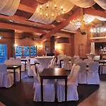Fletcher Restaurant De Wipselberg-veluwe بيكبيرخين