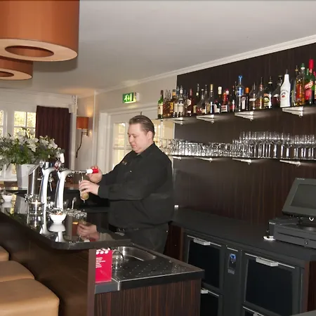 Fletcher Restaurant De Wipselberg-veluwe فندق بيكبيرخين
