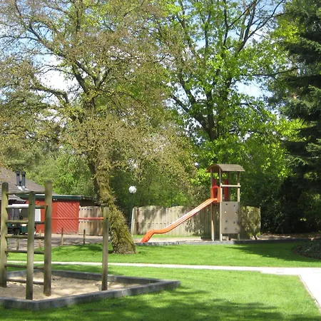 Fletcher Restaurant De Wipselberg-veluwe 4* بيكبيرخين