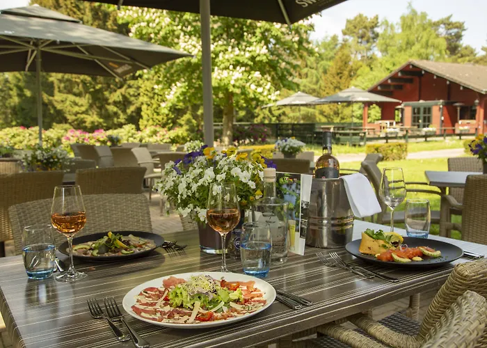 Fletcher Restaurant De Wipselberg-veluwe فندق بيكبيرخين