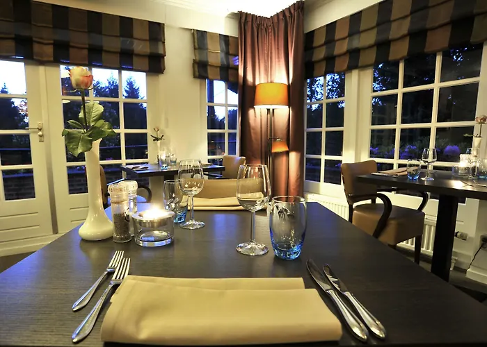 Fletcher Restaurant De Wipselberg-veluwe فندق بيكبيرخين