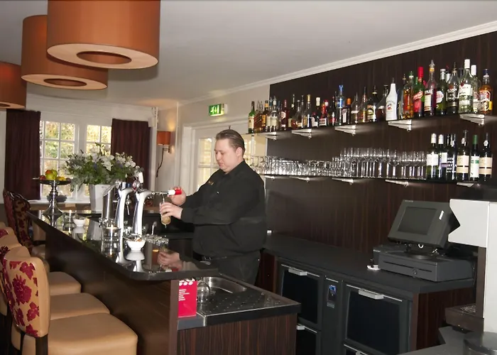 Fletcher Restaurant De Wipselberg-veluwe فندق بيكبيرخين