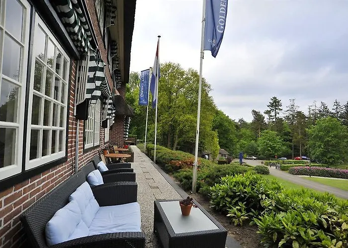 فندق Fletcher Restaurant De Wipselberg-veluwe 4*